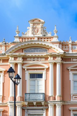 Salvador Tıp Okulu eski binanın cephe