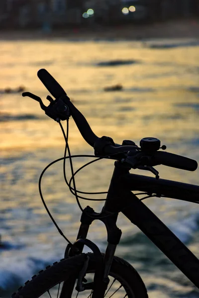 Silhouette des Fahrrads — Stockfoto