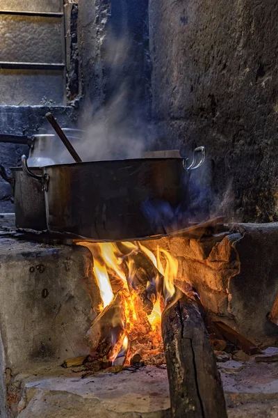 Comida Tradicional Brasileña Prepara Una Estufa Leña Antigua Popular — Foto de Stock