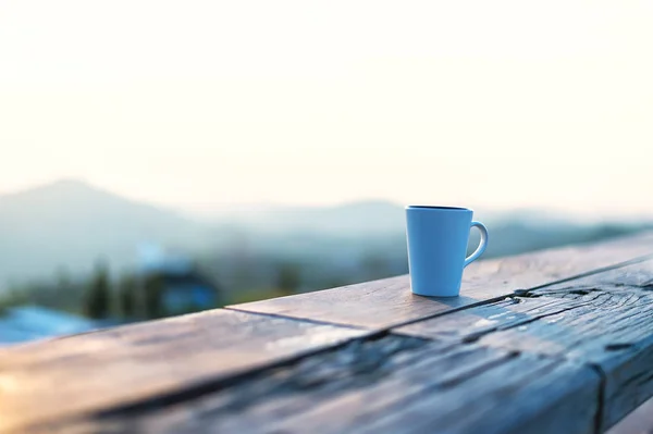 Morgon Kopp Kaffe Eller Med Mountain Bakgrund Vid Soluppgången — Stockfoto