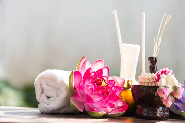 Thai Spa Behandelingen Massage Houten Wit Gezonde Concept Ontspanning Natuurlijke — Stockfoto