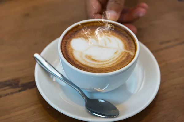 Taza Café Capuchino Sobre Fondo Mesa Madera Marrón — Foto de Stock