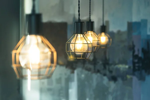 Glödlampor Ett Modernt Café Edison Lampa — Stockfoto