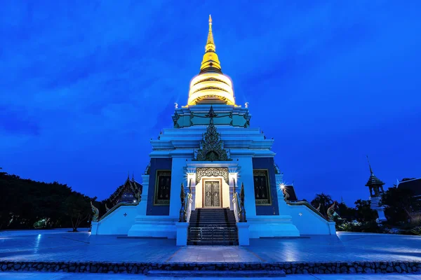 Atracción Turística Del Templo Pagoda Dorada Pattaya Tailandia —  Fotos de Stock