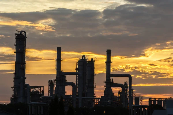 Santral mavi gökyüzü, Petrokimya tesisi