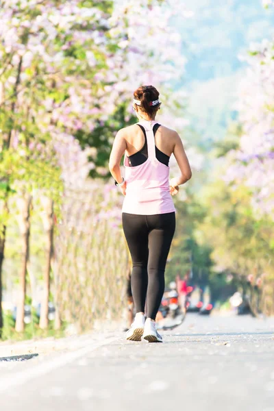 Deportiva Traje Deportivo Corriendo Carril Parque — Foto de Stock