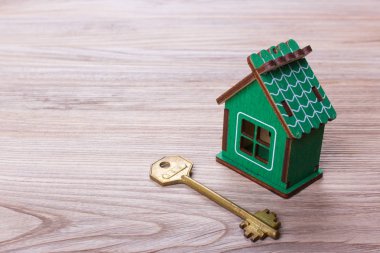 Eski evin anahtarları