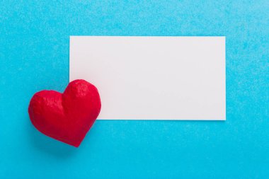 Kalp ve kartları. Sevgililer günü aşk