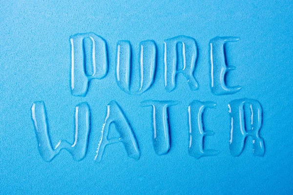 Água pura. Cartas de Água Derramada — Fotografia de Stock