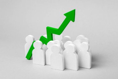 İş, verimli çalışmalarında çivilenmiş çiğ takımda eseri. İnsanlar ve Yeşil ok yukarı grubudur. Kavramı