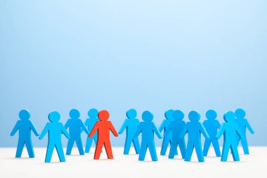 Takım Lideri. İnsan Kaynakları. Doğru personel seçimi. Mavi adam ve kırmızı lider