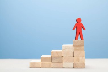 Kariyer gelişimi için yardım. Bir iş ekibinde liderin terfisi.