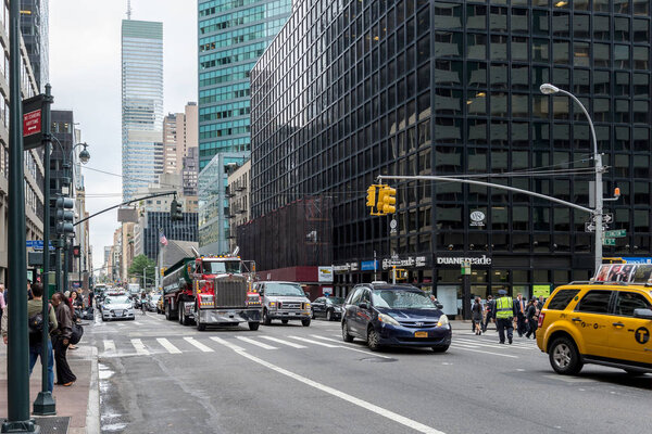 NEW YORK, USA - SEPTEMBER 26, 2013: traffic on Lexington avenue in Manhattan
