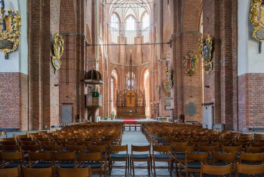 Riga, Letonya - 8 Ağustos 2017: İç Aziz Peter Kilisesi tarihi kent, Riga, Letonya