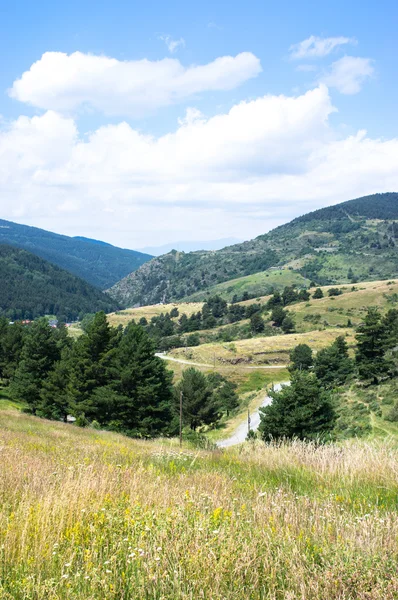 Pirene Dağları peyzaj