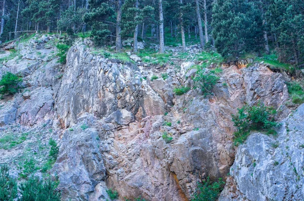 Peyzaj rock cliff Dağı