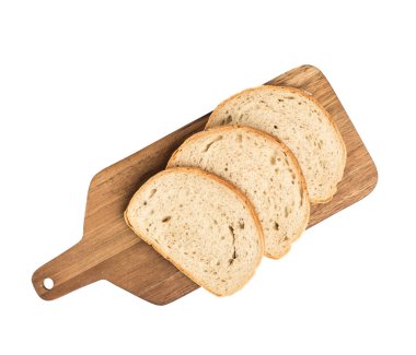 Tahta kesme tahtasındaki ekmek beyaz arkaplanda izole edilmiş, üst görünüm