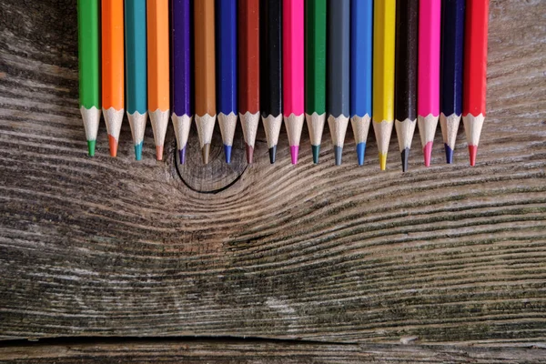 Háttérben a régi fórumon színes ceruza — Stock Fotó