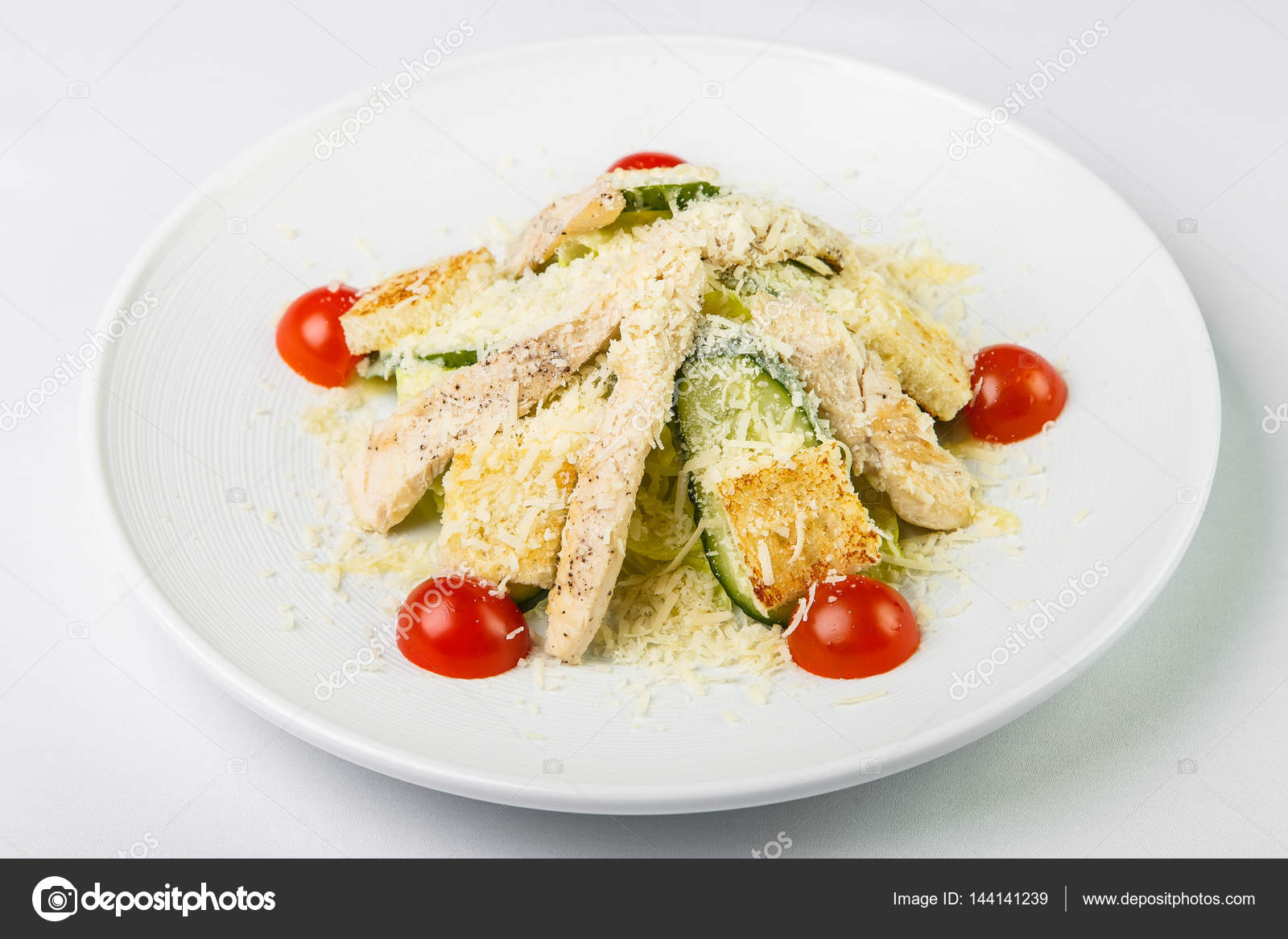 Kiraz Dünyası: Tavuklu Salata Kiraz Dünyası: Tavuklu Salata