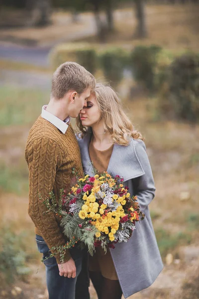 Portrait of beautiful blonde young couple hugs, love each other — Stock Photo, Image