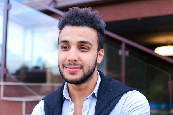 Portrait of cheerful young male Muslim. Man smiling and posing a — Stock Photo, Image