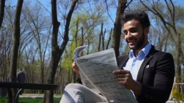 Arabian Park okuma ve yeni günlük gazete aldım.