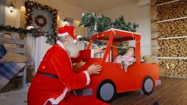 Evet Noel Baba ve kız ile çalış