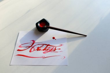 Kartı ile metin tatil beyaz blo üzerinde kırmızı renkli yazı