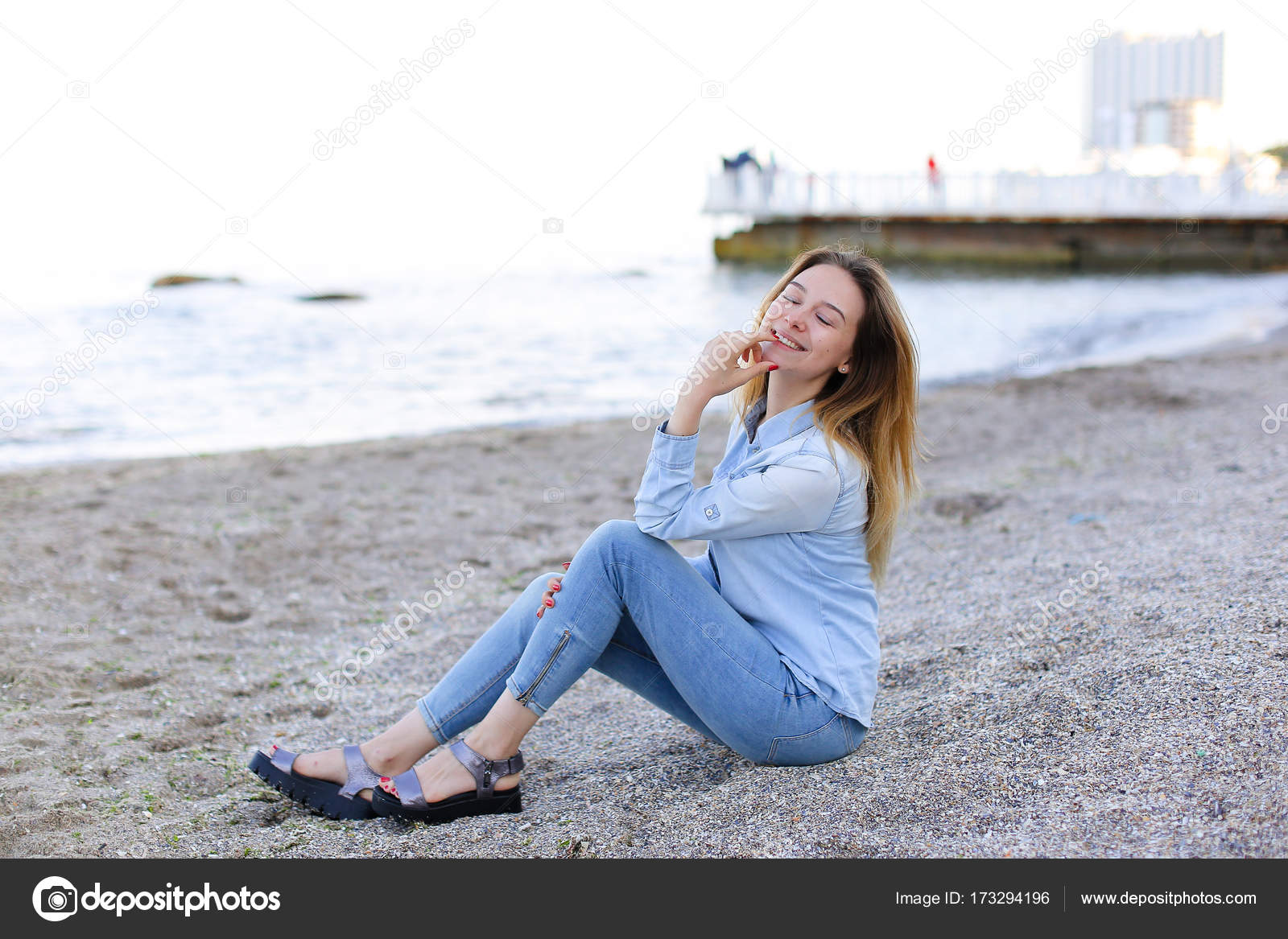pix Jeans Poses For Girls On Beach https depositphotos com 173294196 stock photo smiling young woman rests on html