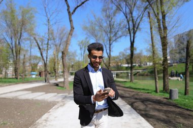 Anatomist manifatura sonuçlarını kullanır telefon