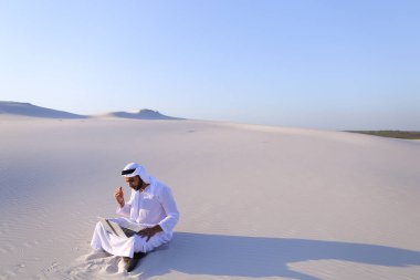 Bilgisayar projeleri proje ile kondominiyum adam profesyonel tasarımcı