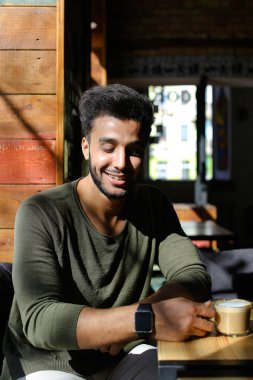 Model için yeni caf'ın bir reklam çekimi .