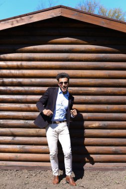 İçinde film ve mutlu koyar el mew rol çekici aktör kalktı