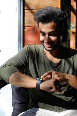 Çocuk bekleyen e-posta--dan patron.