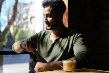 Oğlum kullanır yeni anne-babadan mevcut.