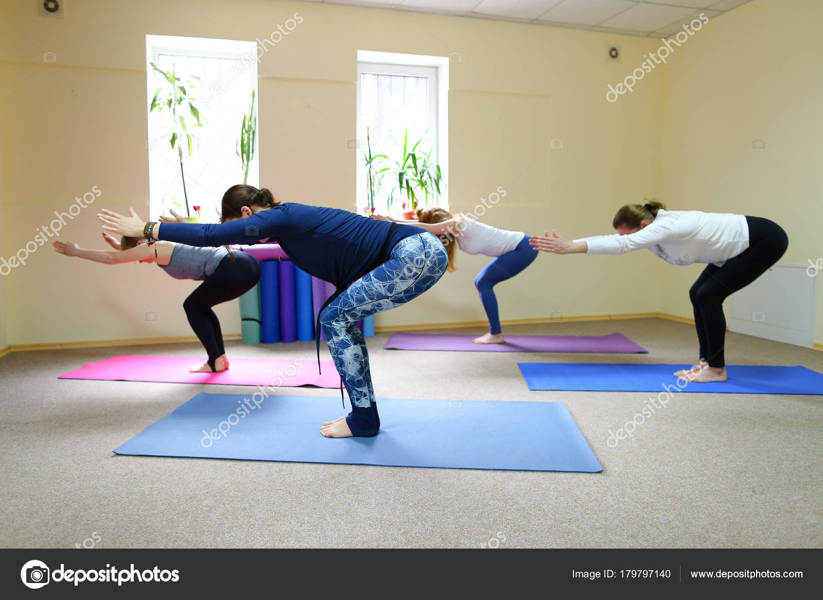 esercizi di yoga per principianti di perdita di peso