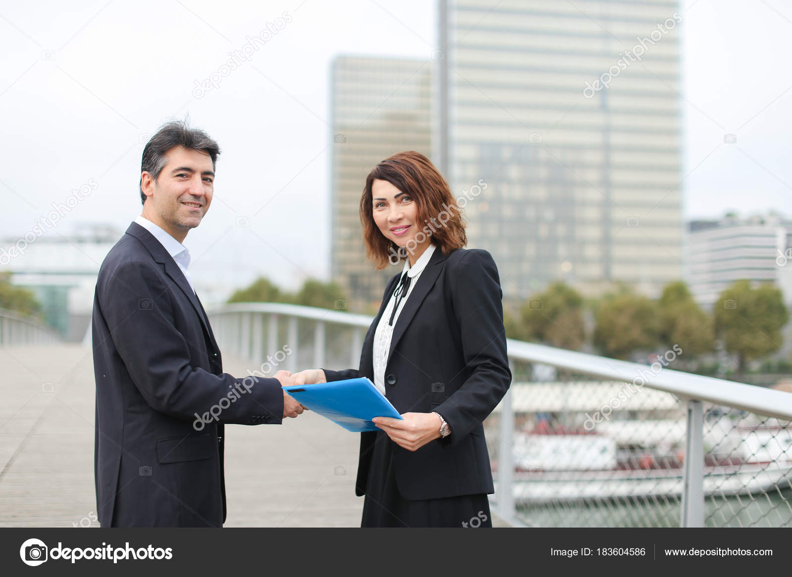 Was bedeutet das wort flirten Was bedeutet das wort flirten