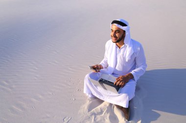 Bilgisayar projeleri proje ile kondominiyum adam profesyonel tasarımcı