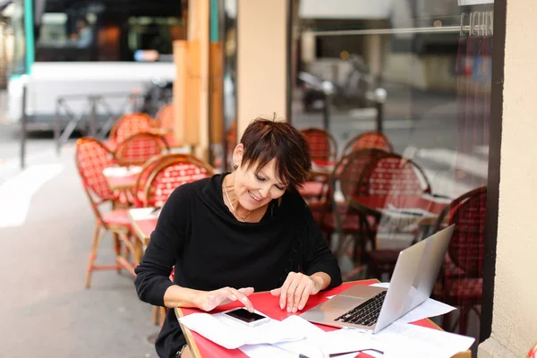 female client of co-working center make purchases by credit