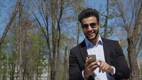 İşadamı manifatura Sekreter telefon tarafından için 