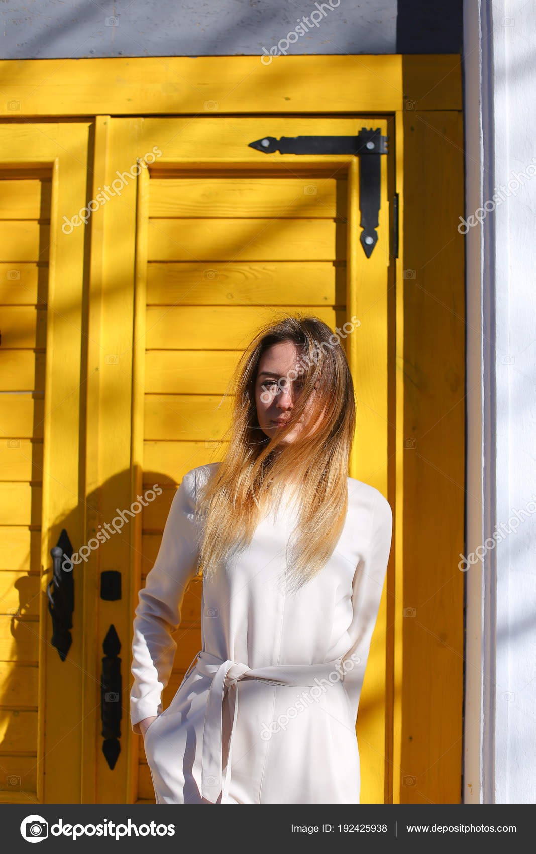 blonde american girl