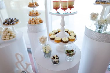 Lezzetli tatlılar ve şekerlemeler.