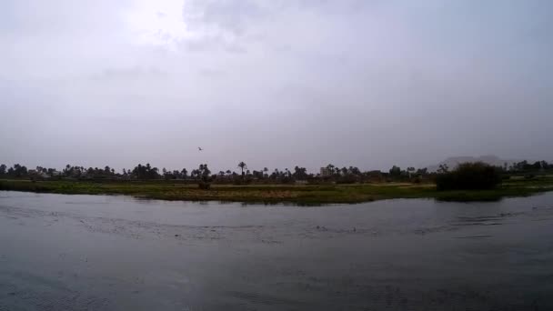 Вид на берегах Нілу Луксор ферм — стокове відео