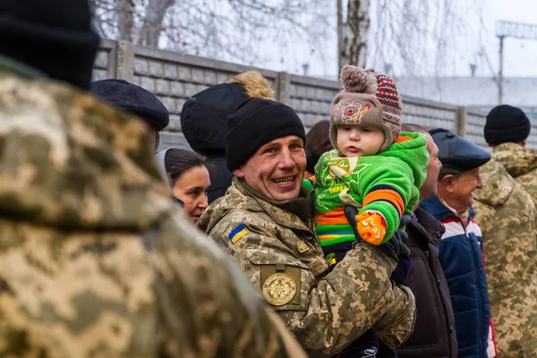 De militairen van de strijdkrachten van Oekraïne, die deelnam aan — Stockfoto