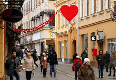 Sevgililer günü arifesinde şehir merkezinin dekorasyon