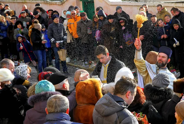 Греко-католическая приходская община празднует День Святого Богоявления и — стоковое фото