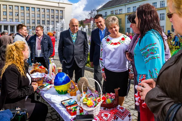 Великдень виставці конкурсу-великодні яйця в Ужгороді — стокове фото