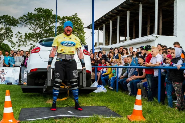 Primera ronda de la Copa hombre fuerte de Ucrania tuvo lugar en Storoz — Foto de Stock