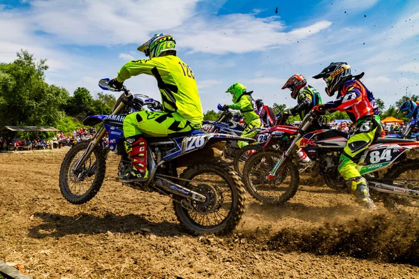 Πρωτάθλημα της περιφέρειας Zakarpatie στο motocross στην Uzhhorod — Φωτογραφία Αρχείου