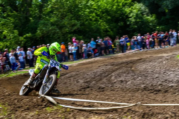 Πρωτάθλημα της περιφέρειας Zakarpatie στο motocross στην Uzhhorod — Φωτογραφία Αρχείου